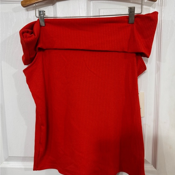 Target Red Ribbed Off-Shoulder Blouse - Picture 3 of 4